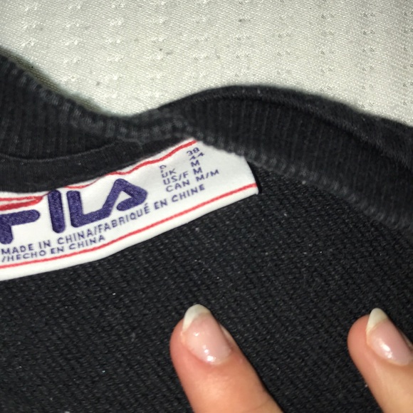 black fila pullover , size small , worn once - Picture 3 of 3